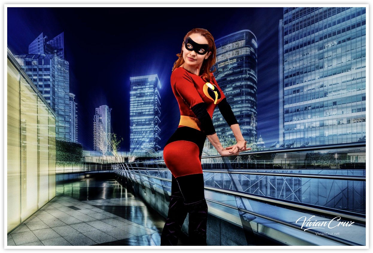 Vivian Cruz as Elastigirl Sexy